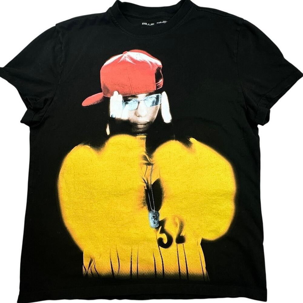 Billie Eilish Hit Me Hard and Soft Tour T-Shirt Black Graphic Concert Merch M